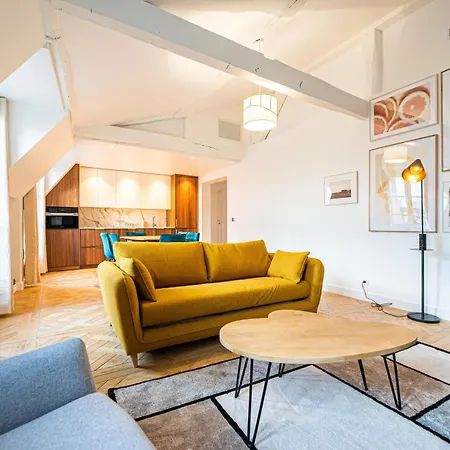Apartment Cia - Flat In Louvre Museum With Balcony Paris